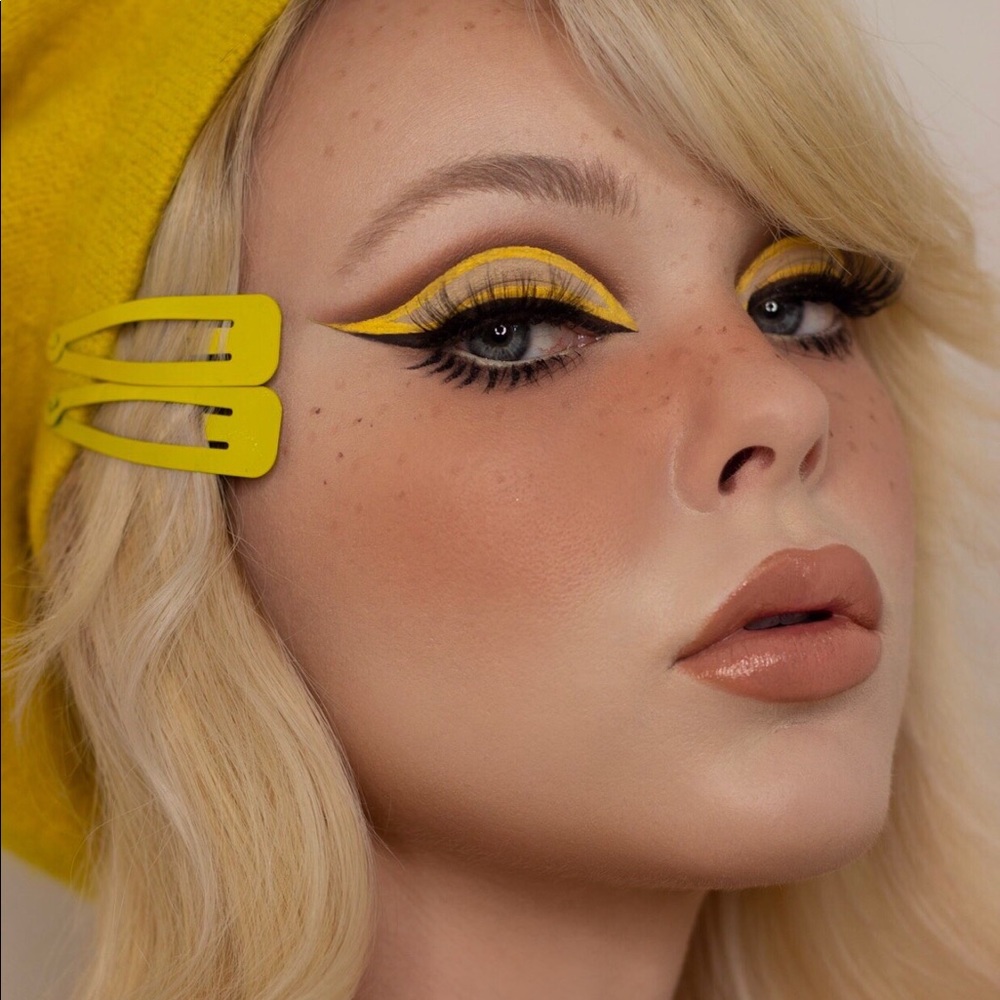 Meet your Posher, Liz